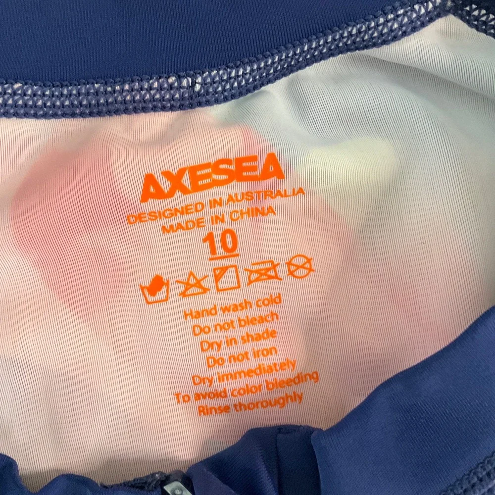 AXESEA Blue Long Sleeve Front Zip Rash Guard Accents OnePiece Swimsuit Size‎ 10